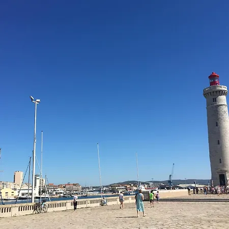 Apartamento Climatise Avec Parking, Proche - Fr-1-338-618 *